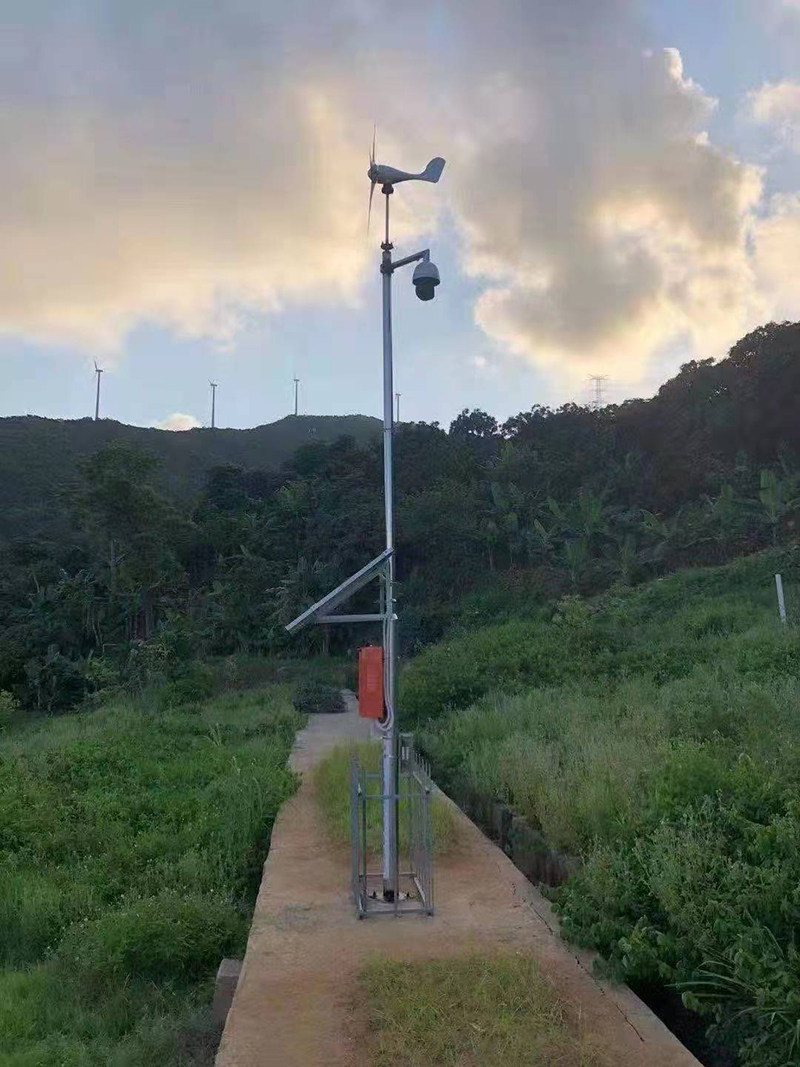 風(fēng)光互補(bǔ)攝像頭 風(fēng)光互補(bǔ)攝像頭